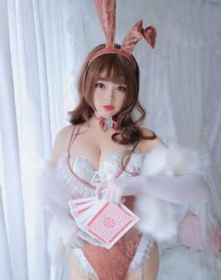 日本新任女教师_BD英语高清免费观看